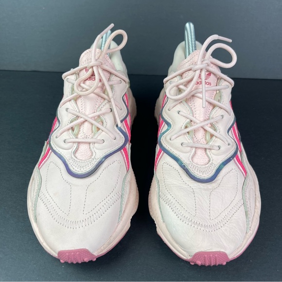 Adidas Ozweego Size 9 Women's Icy Pink Real Pink Maroon EE5719 - Picture 2 of 10